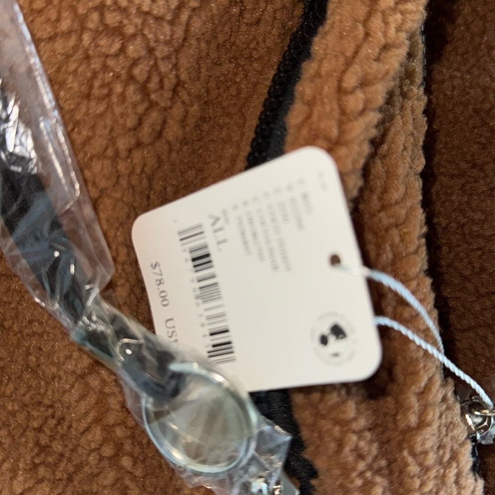 Free People Overachiever Sherpa Sling Bag NWT - Picture 6 of 6